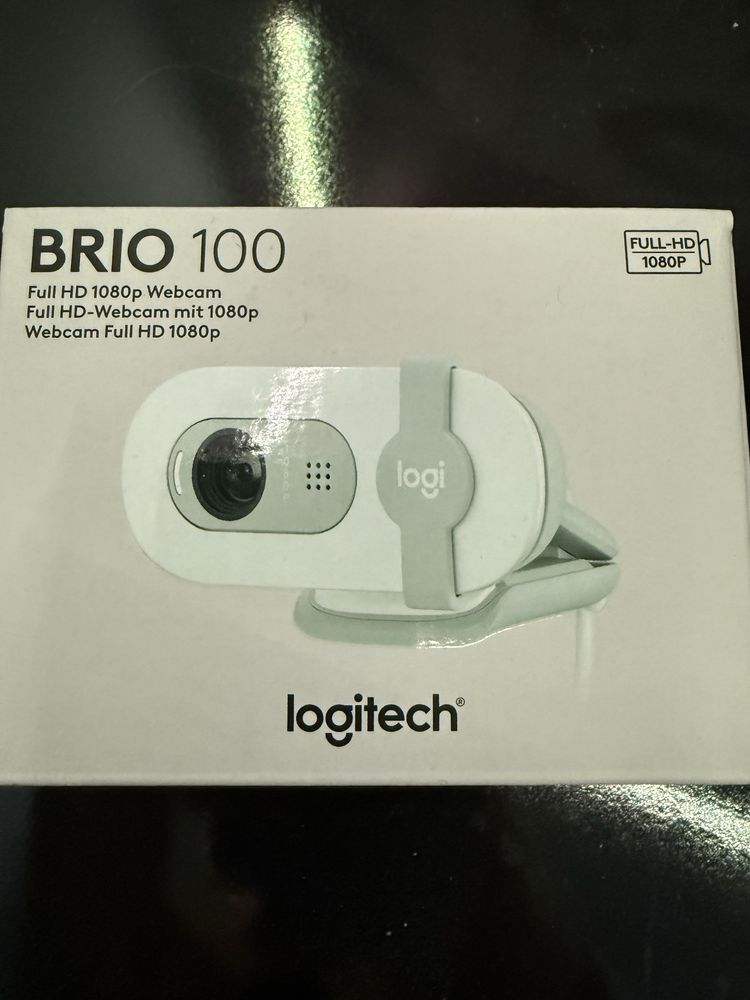 Уеб камера за компютъ/лаптоп Logitech Brio 100