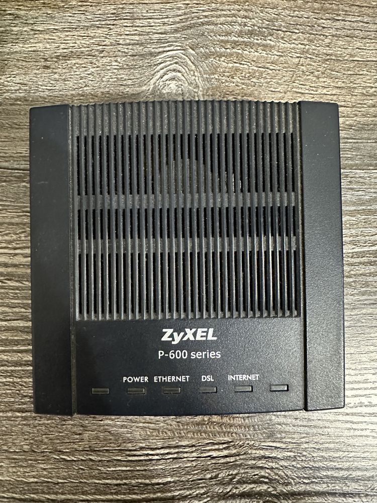 Модем Zyxel P-660RT3 EE (на з/ч)