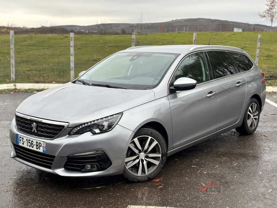 Vand Peugeot 308 2020 1.5 diesel 130cp