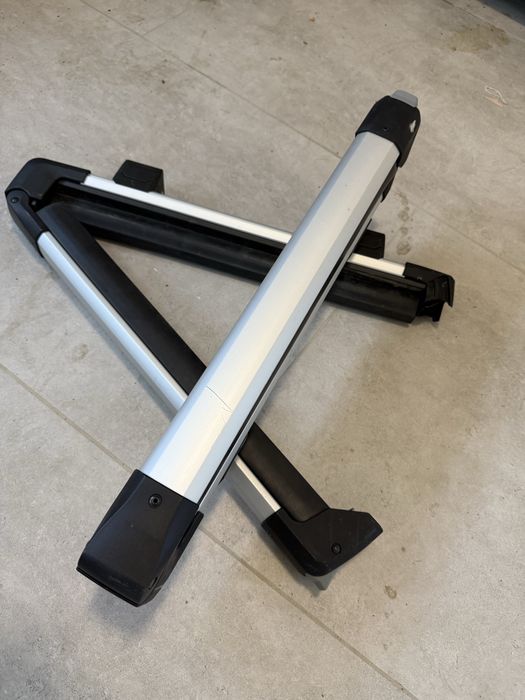 Suport schiuri Thule SnowPack TH732400 Montare Bare Transversale