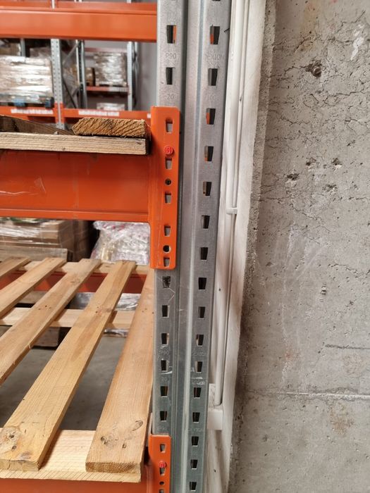 Rafturi metalice industriale reglabile 
Avem orice dimensiuni livram i