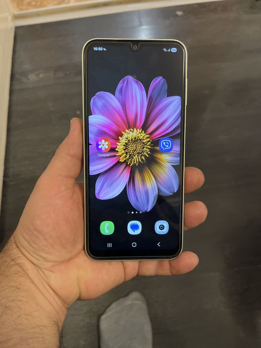 Продавам Samsung A14