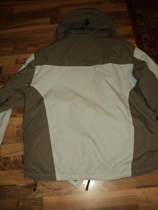 geaca,jacketa impermeabila ploaie,vant,iarna firma REEFER unisex ,L-XL