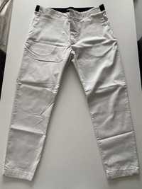 Бял панталон ZARA, Размер L (32), нов, неносен