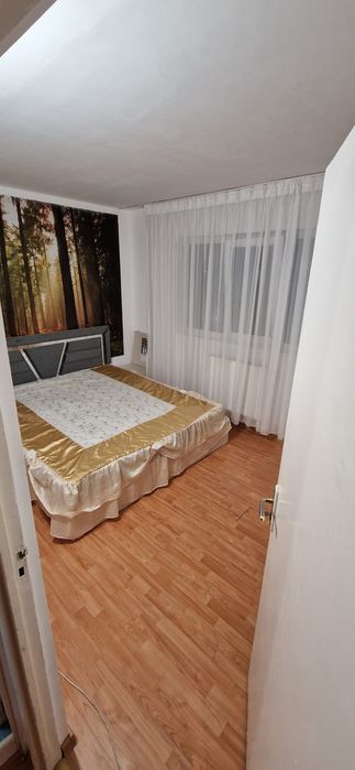 Închiriez apartament 2 camere, etaj 2, complet mobilat!