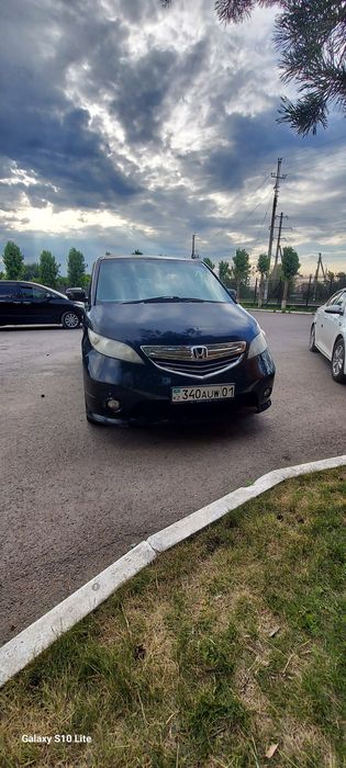 Продам автомобиль хонда элюзион