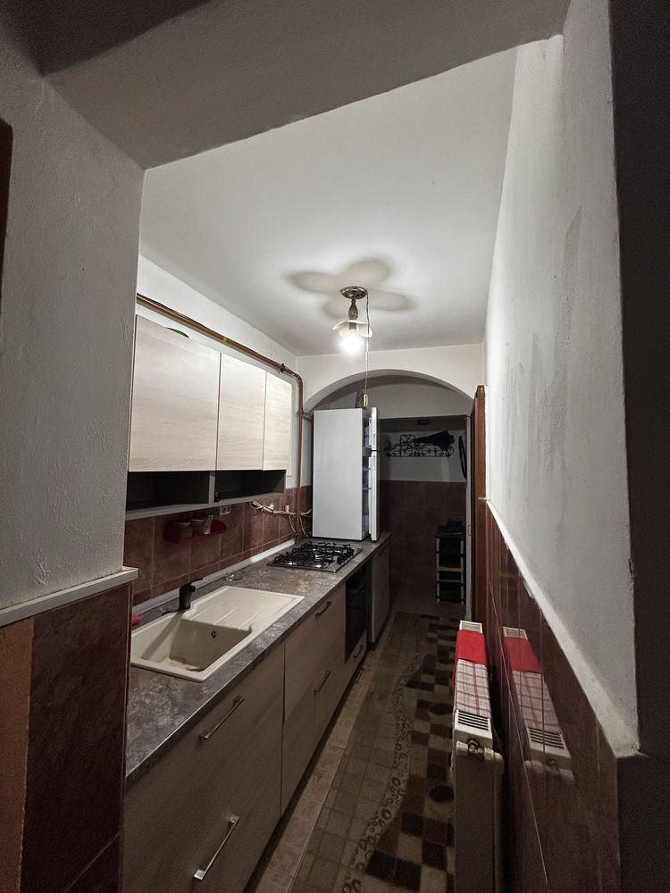 Vând apartament 2 camere