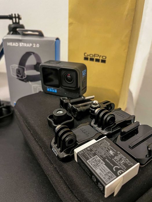 GoPro Hero 12 + accesorii