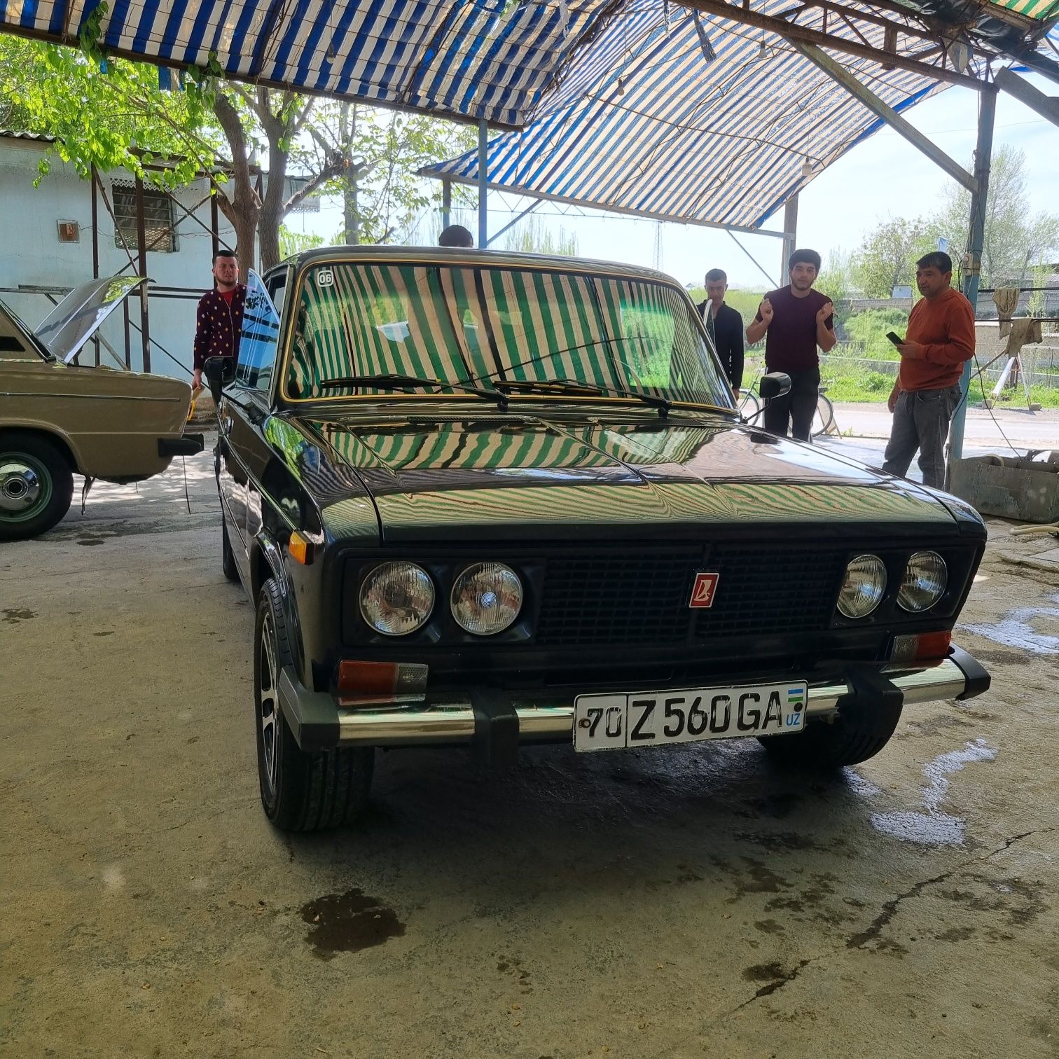 Lada 2106
Yili 1995
Metan  benzin 
903 pulti bor 
Kalonka pioner 
Usli