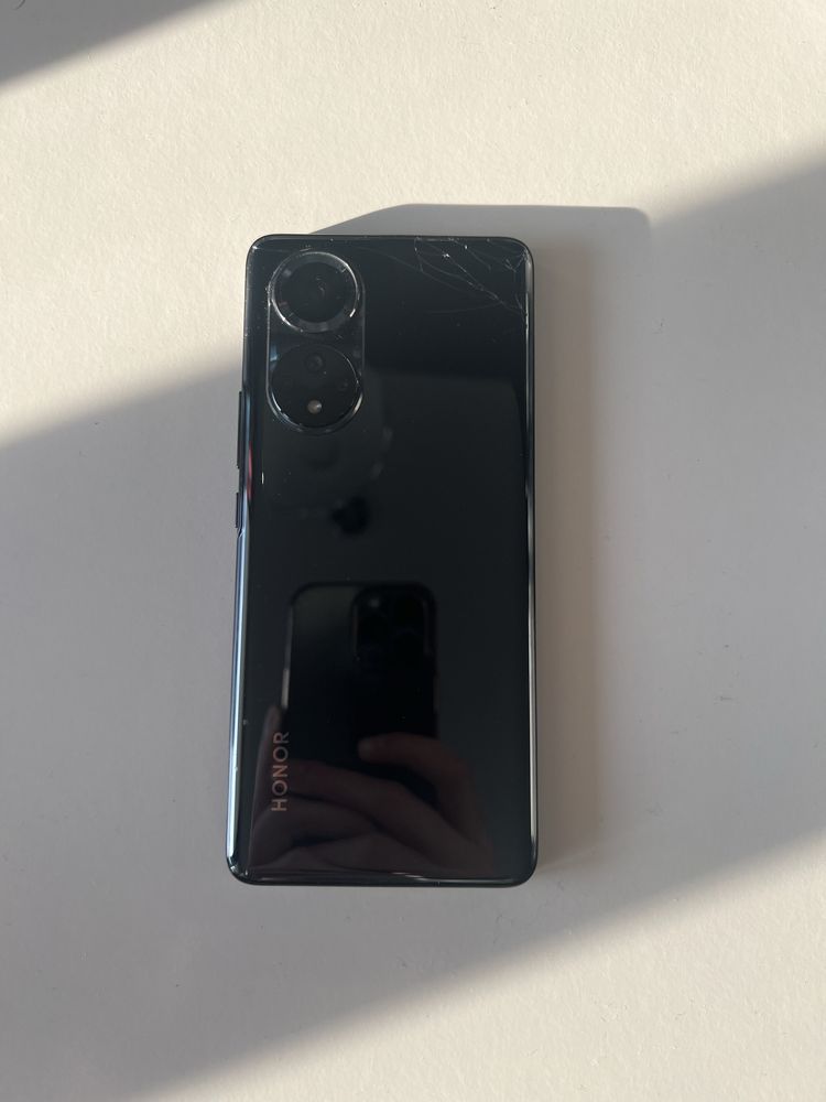 Продавам Honor 50/Huawei Nova 9