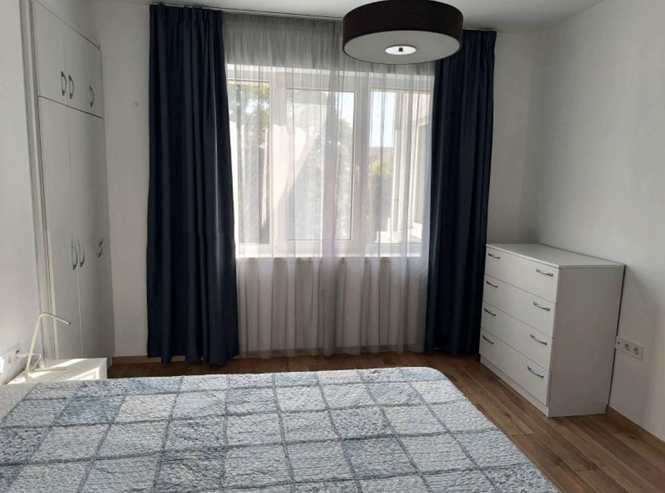 Дава се под наем Тристаен апартамент в София, Център - 103 кв.м за 1250 € - Снимка #5