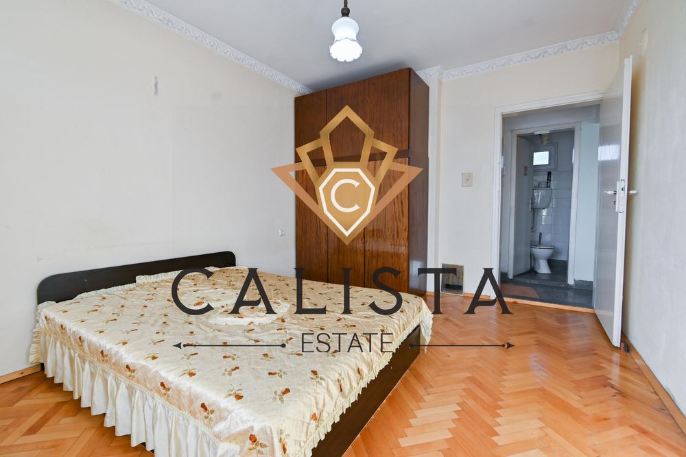Продава се Тристаен апартамент в София, Левски - 110 кв.м за 2000 €/кв.м - Снимка #7