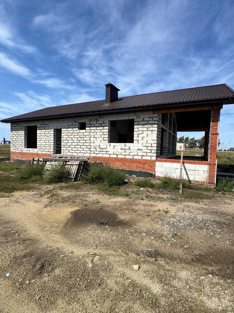 Продам 4-х ком дом, 29 мкр. 37 мил!