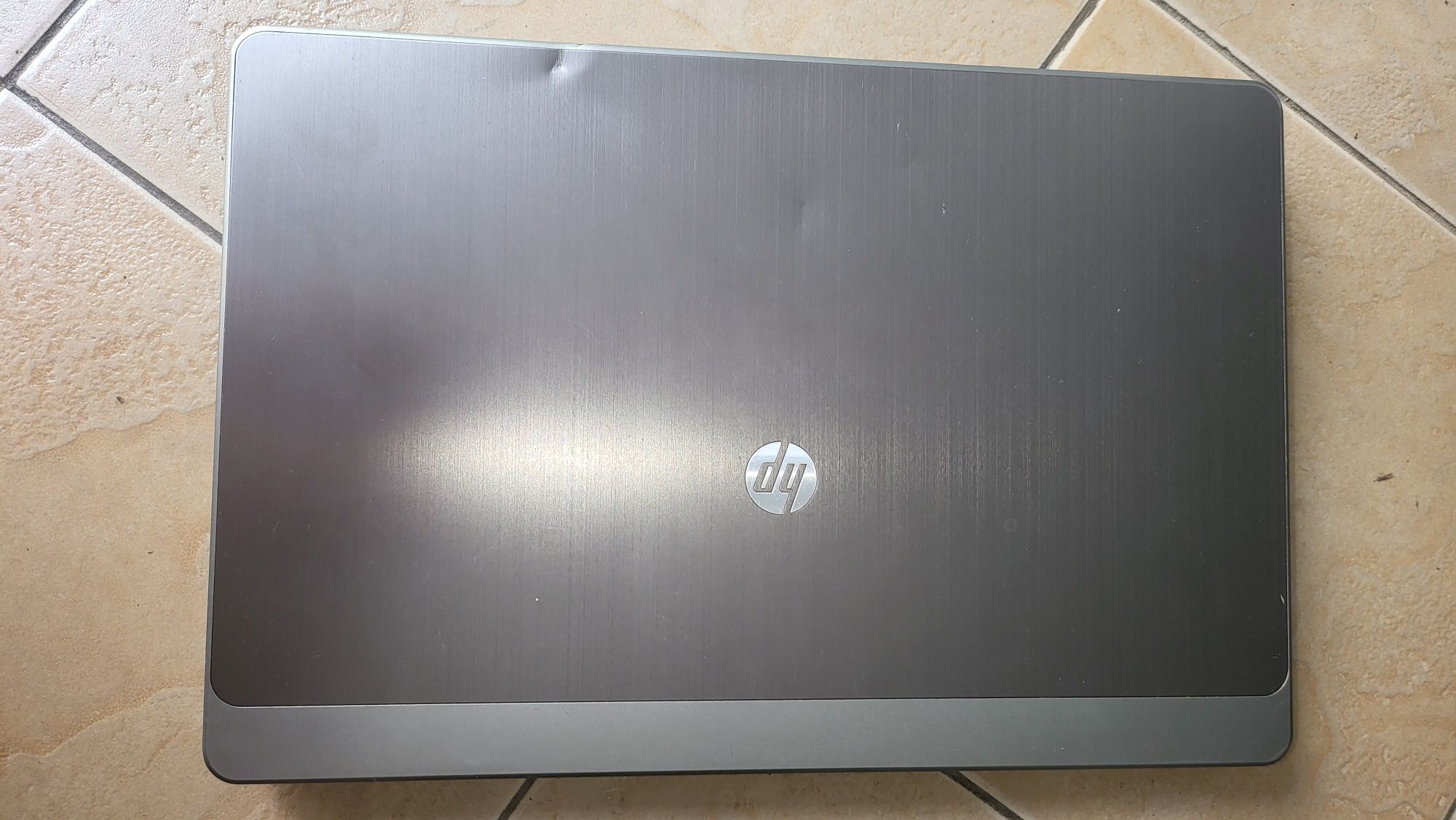 HP ProBook 4530s само матрицата с горния капак-100лв