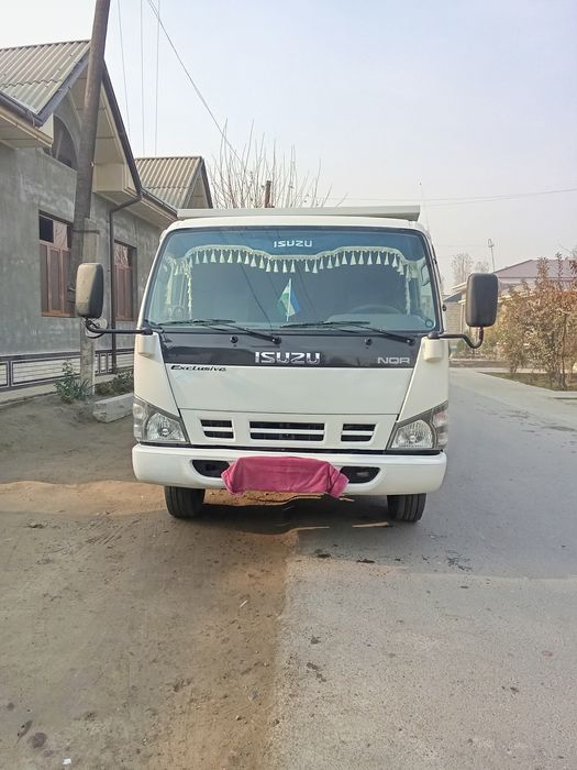 Исузу самосвал 84200км красками тоза балон 60/70% метан балон 4та 100т