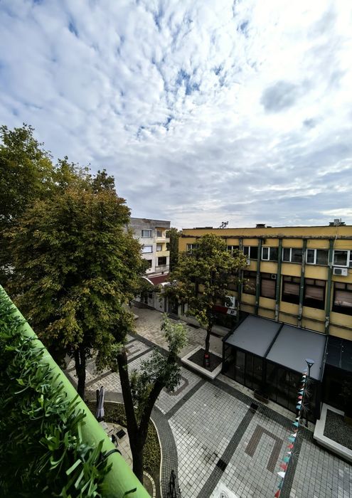 Апартамент под наем