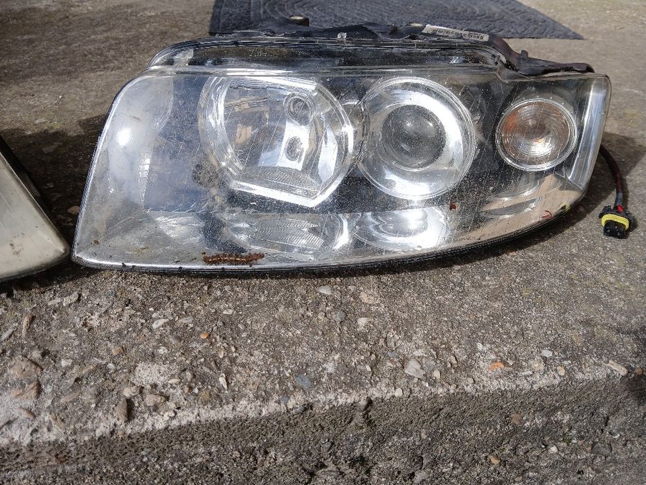 Faruri  audiii  sh  a4 b6