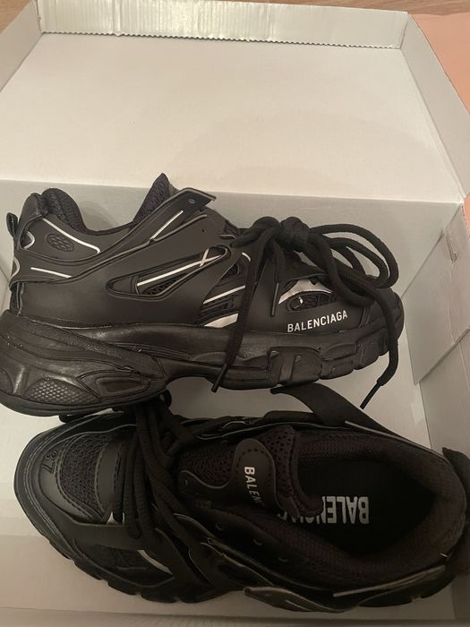 Balenciaga Track