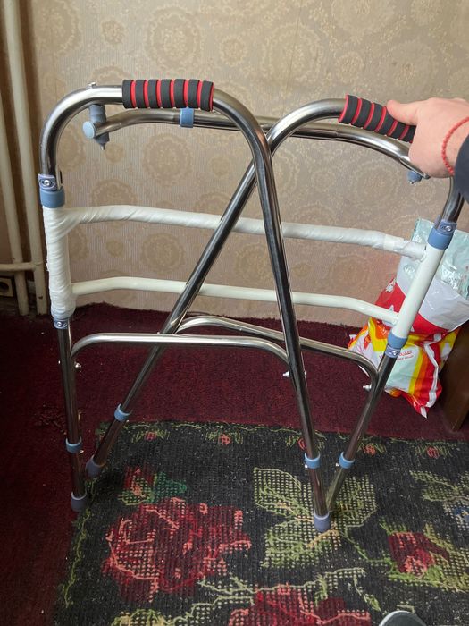 Проходилка за възрастни