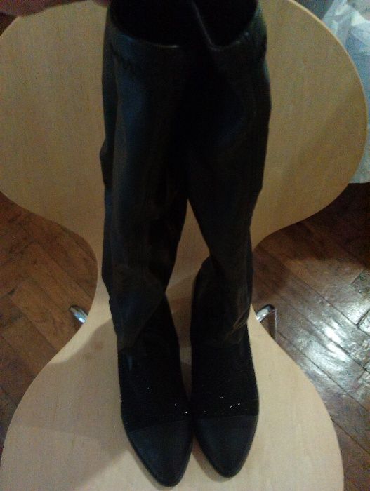 Cizme dama model deosebit marime 38 lungi