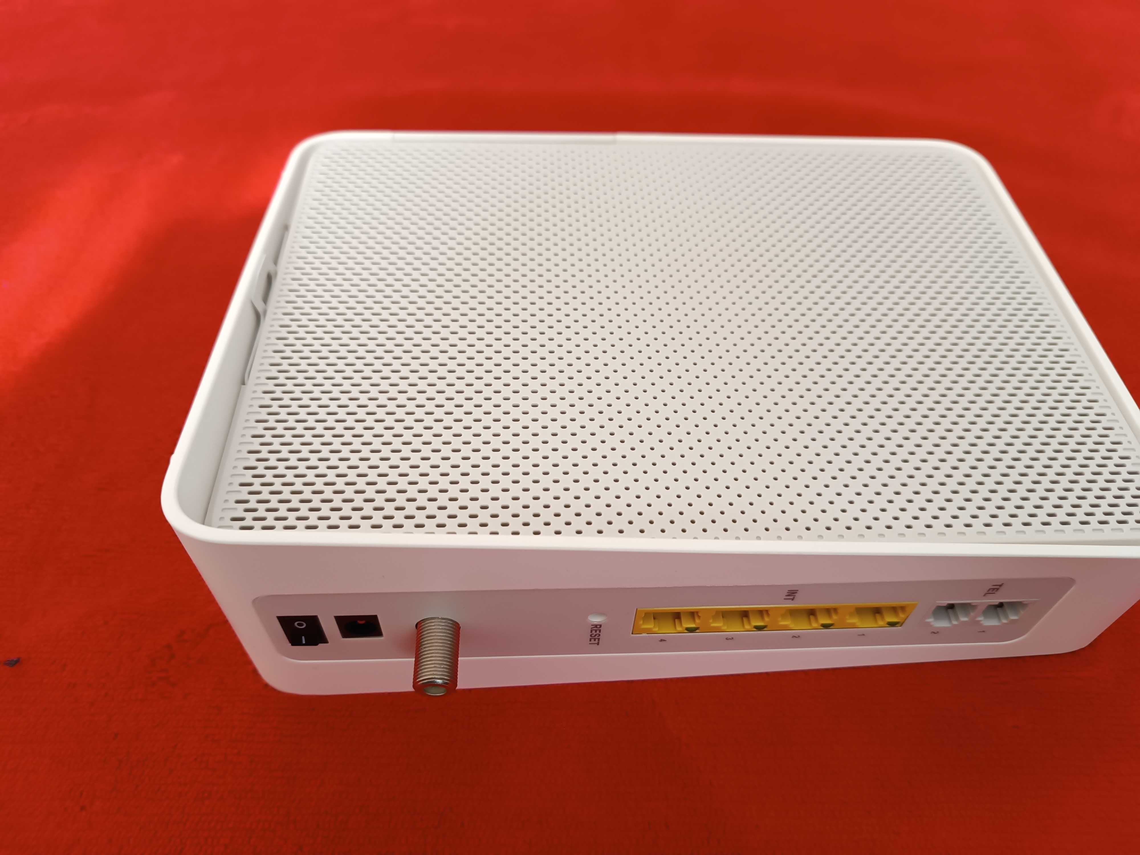 Gateway Huawei UPC DOCSIS 3.0