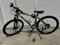 Bicicleta 27.5” Atala , frane disc