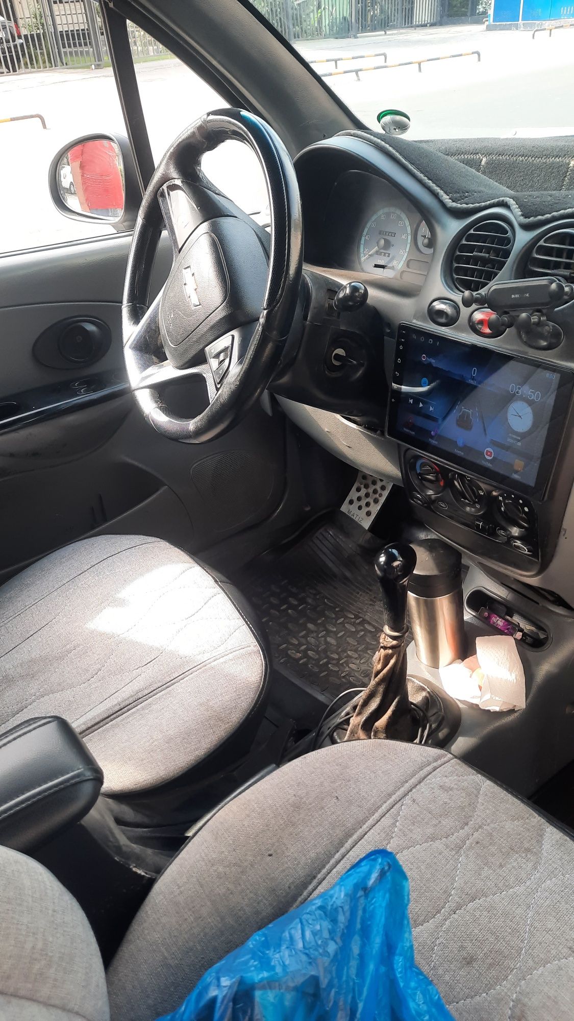 Sotiladi Matiz 2003 yil oq metani bor
