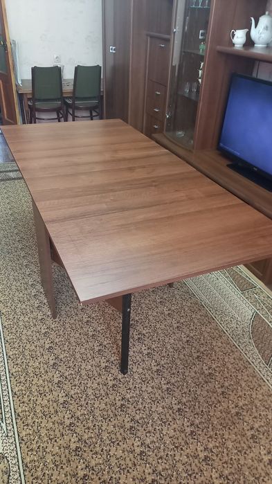 Продам стол-книжка