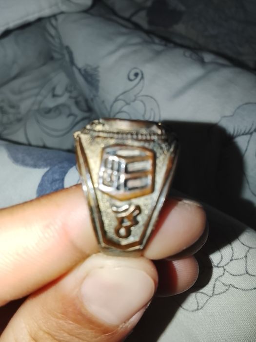 Eski uzuk , nechanchi yilligini bilmayman