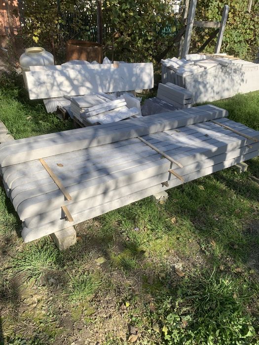 Stalpi spalieri de vanzare