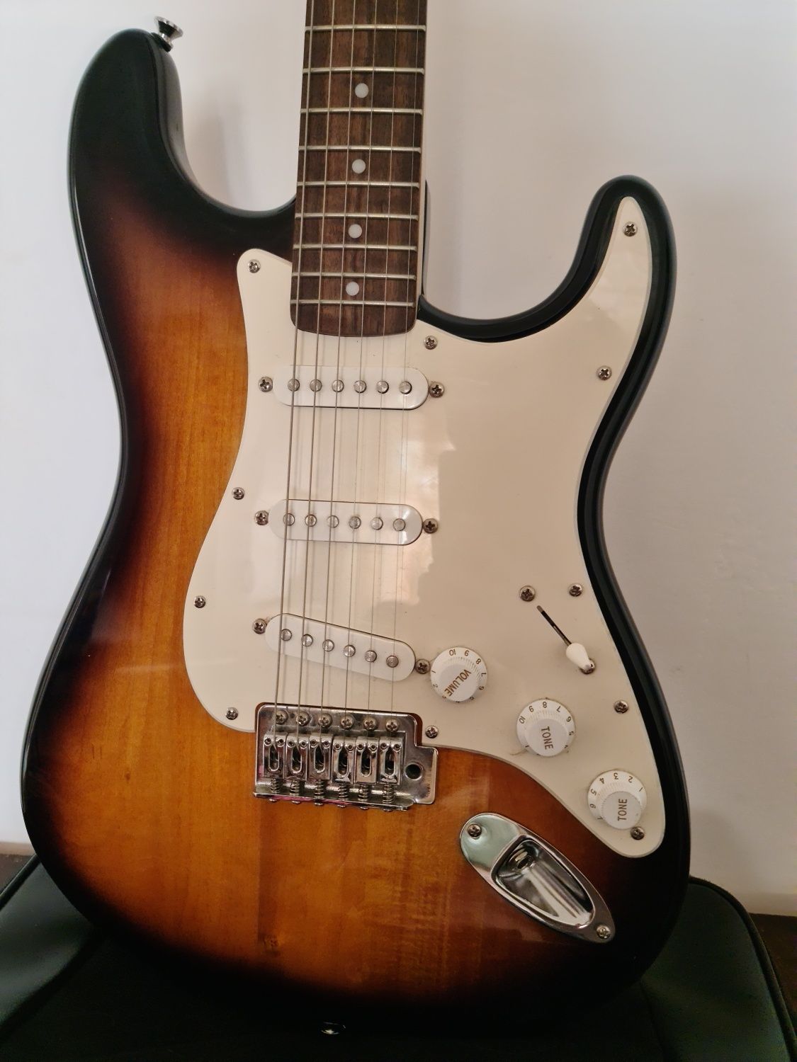 Fender Squier Sonic