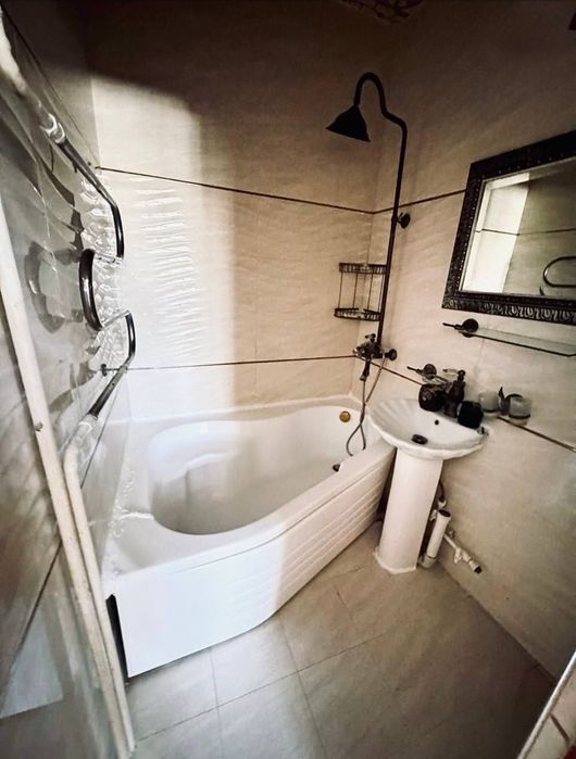 Юнусабад 8кв
Ориентир Школа 260
3⁴/2/4