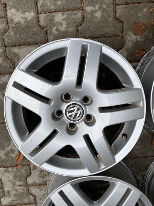 Jante origi  15 5 100 Golf 4 Bora Polo Skoda  Audi A3 TT Seat