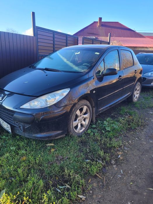 Vand / Dezmembrez Peugeot 307