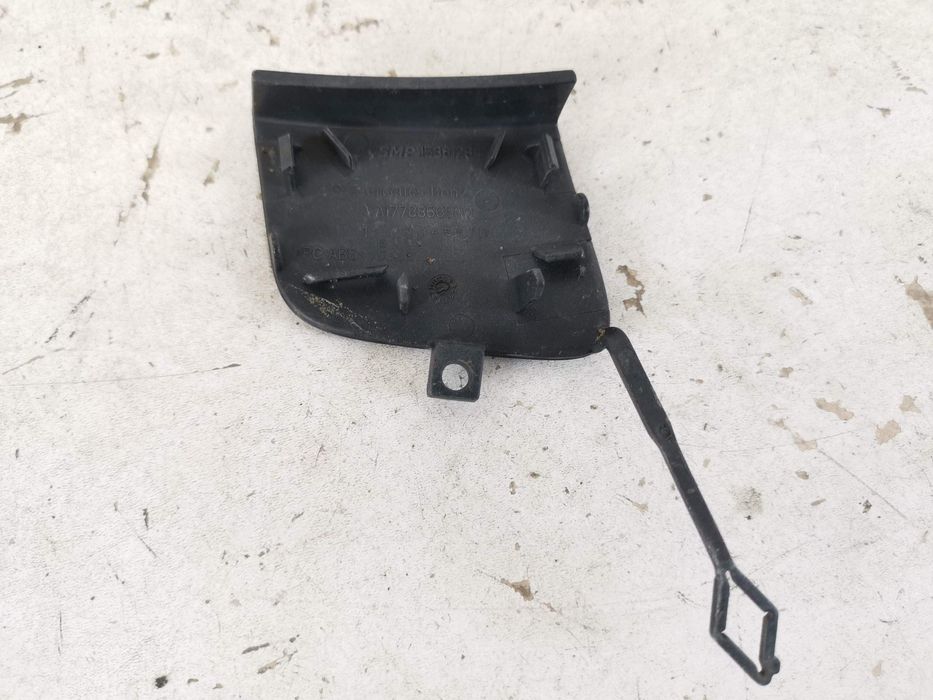 Капак За Теглене На Предна Броня Мерцедес-Бенц А-Клас / Mercedes-Benz