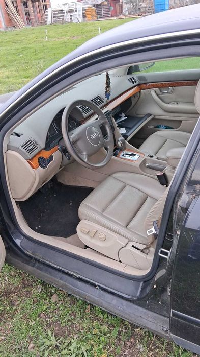 Audi A4 2000 Benzina + GPL, Cutie defecta