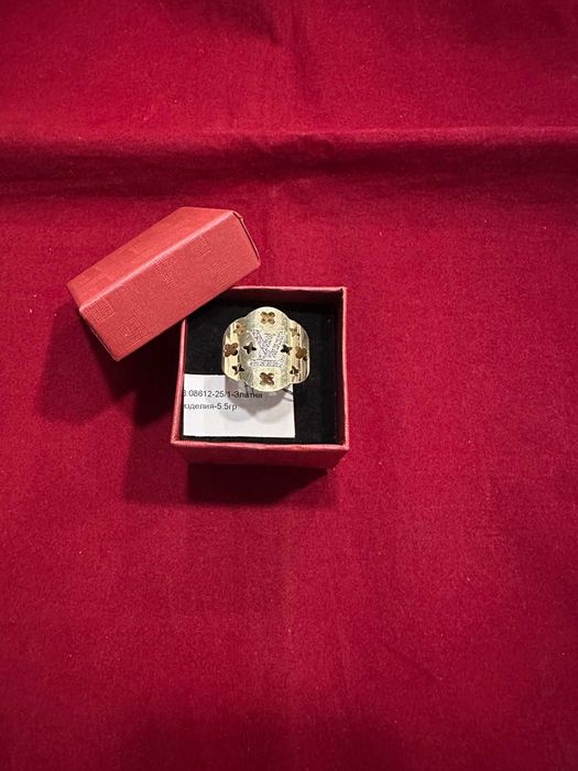 ***НЕВЕРОЯТЕН/НОВ***Златен пръстен 5,5гр. 14к