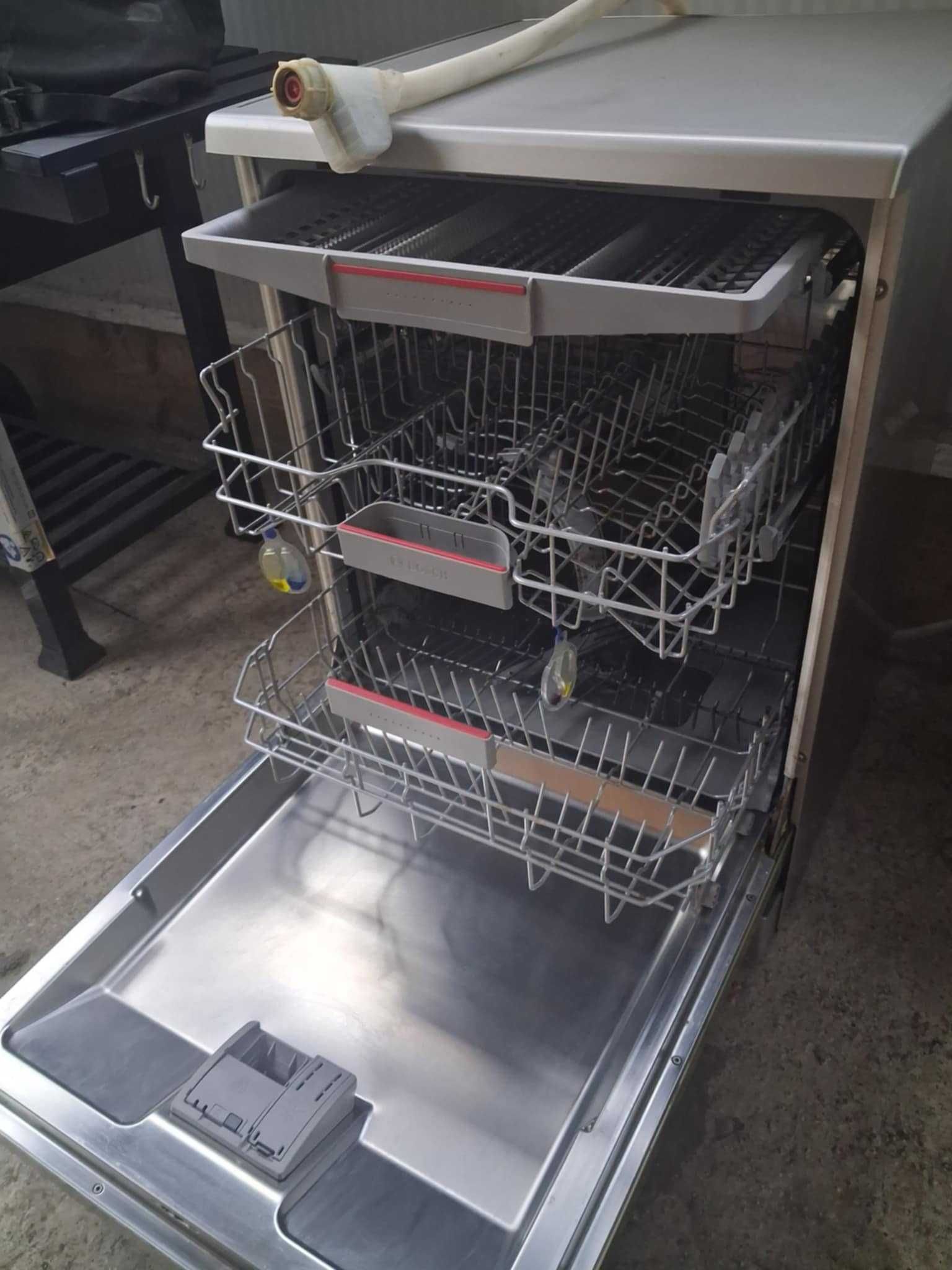 Съдомиялна Bosch SPS4EMI24E