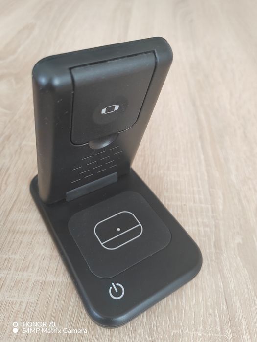3 in 1 Wireless Charging Station