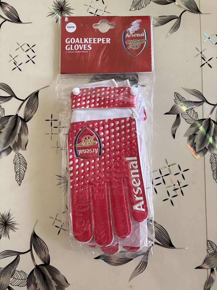 Вратарски ръкавици Арсенал / Arsenal Goalkeeper Gloves