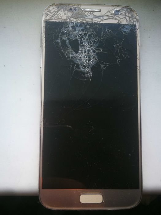 Samsung S7! Счупен екран!