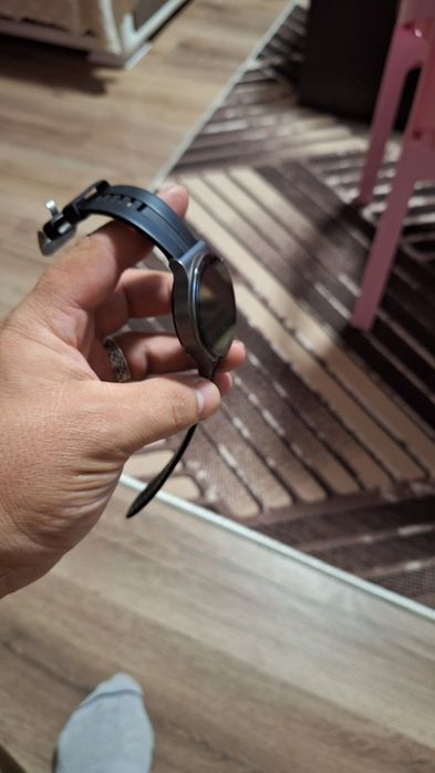 Продава се много запазен часовник huawey gt 2 pro