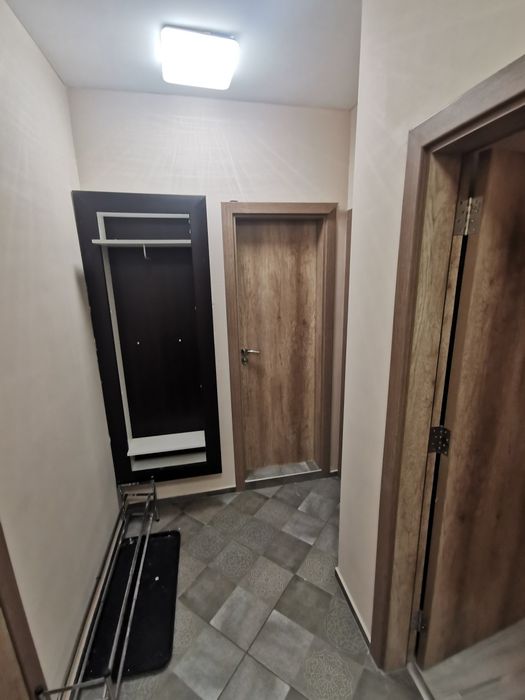 Тристаен апартамент под наем Варна кв. Бриз Варна  с паркомясто 1200лв