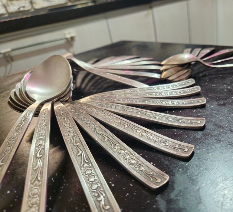 Продам мельхиоровые приборы