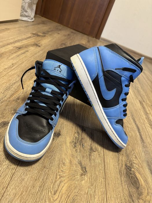 Nike Jordan 1 mid