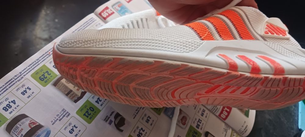 Маратонки Adidas 37 номер