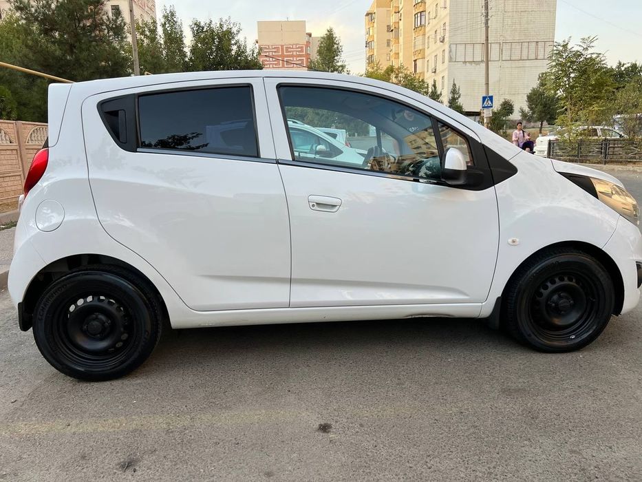Chevrolet  Spark  optima plyus