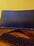 Vand    unitate cu monitor si tastatura