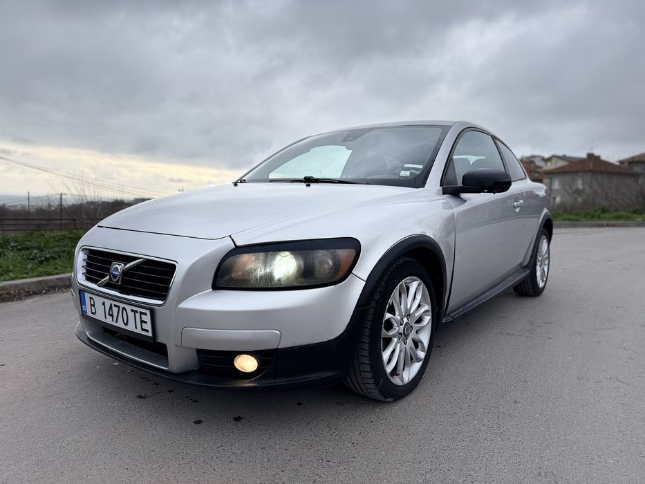 Volvo C30 2.0 6 Скорости 2008г 5л/100км Климатроник Всичко платено