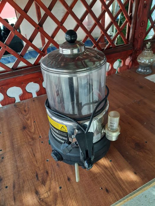 Fierbător/Răcitor lichide electric GBG 8 litri